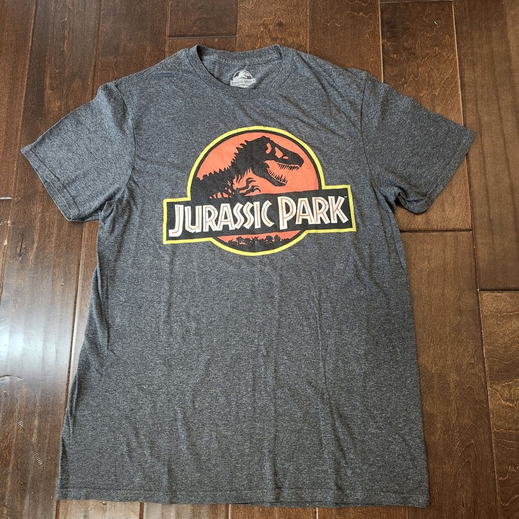 Vintage Jurassic Park Jurassic World Logo T Shirt Mens M Gray Graphic Tee Size US M / EU 48-50 / 2 - 2 Thumbnail