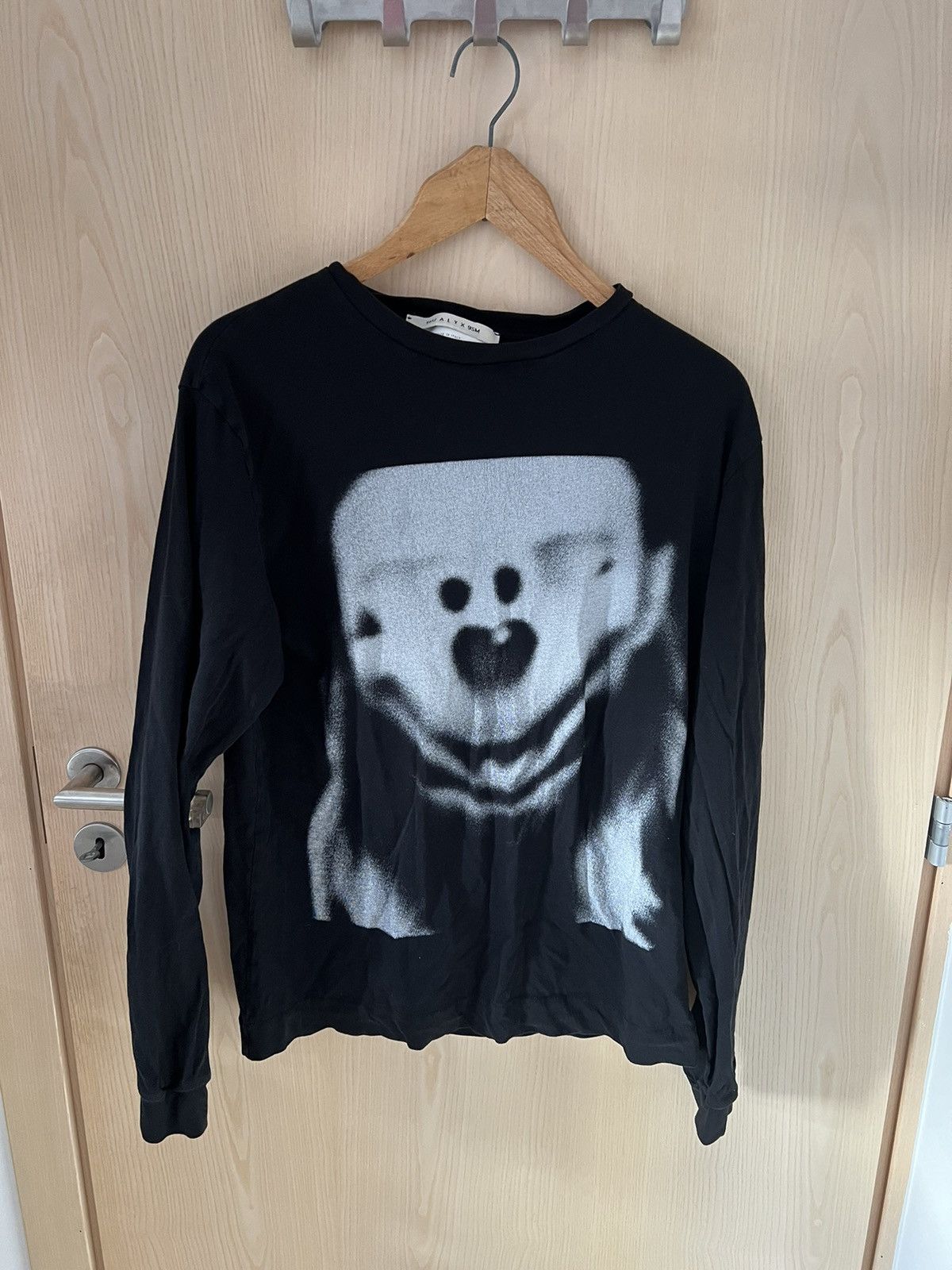 1017 ALYX 9SM 1017 Alyx 9Sm Spectral Micky Mouse Size US M / EU 48-50 / 2 - 2 Thumbnail