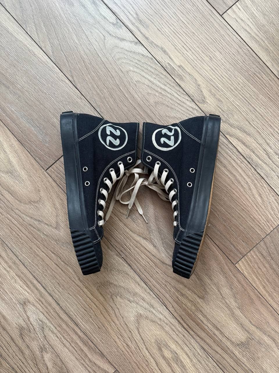 Maison Margiela Maison Margiela 22 Canvas Tabi Shoes Size US 9 / EU 42 - 3 Thumbnail