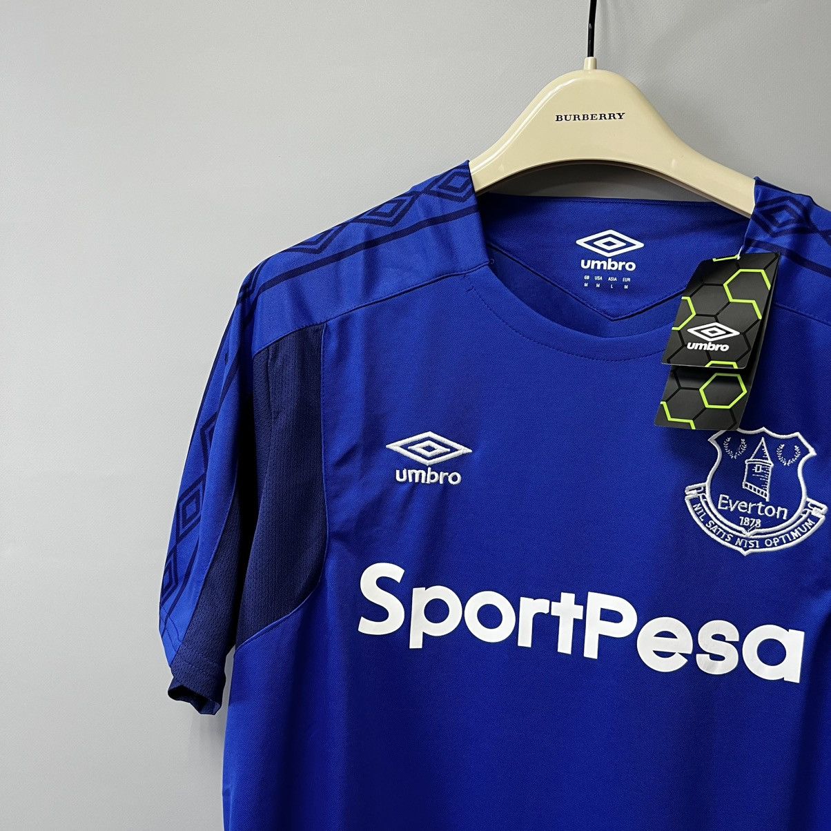 Umbro Umbro Everton Football Soccer Jersey T shirt y2k NWT NEW Size US M / EU 48-50 / 2 - 4 Thumbnail
