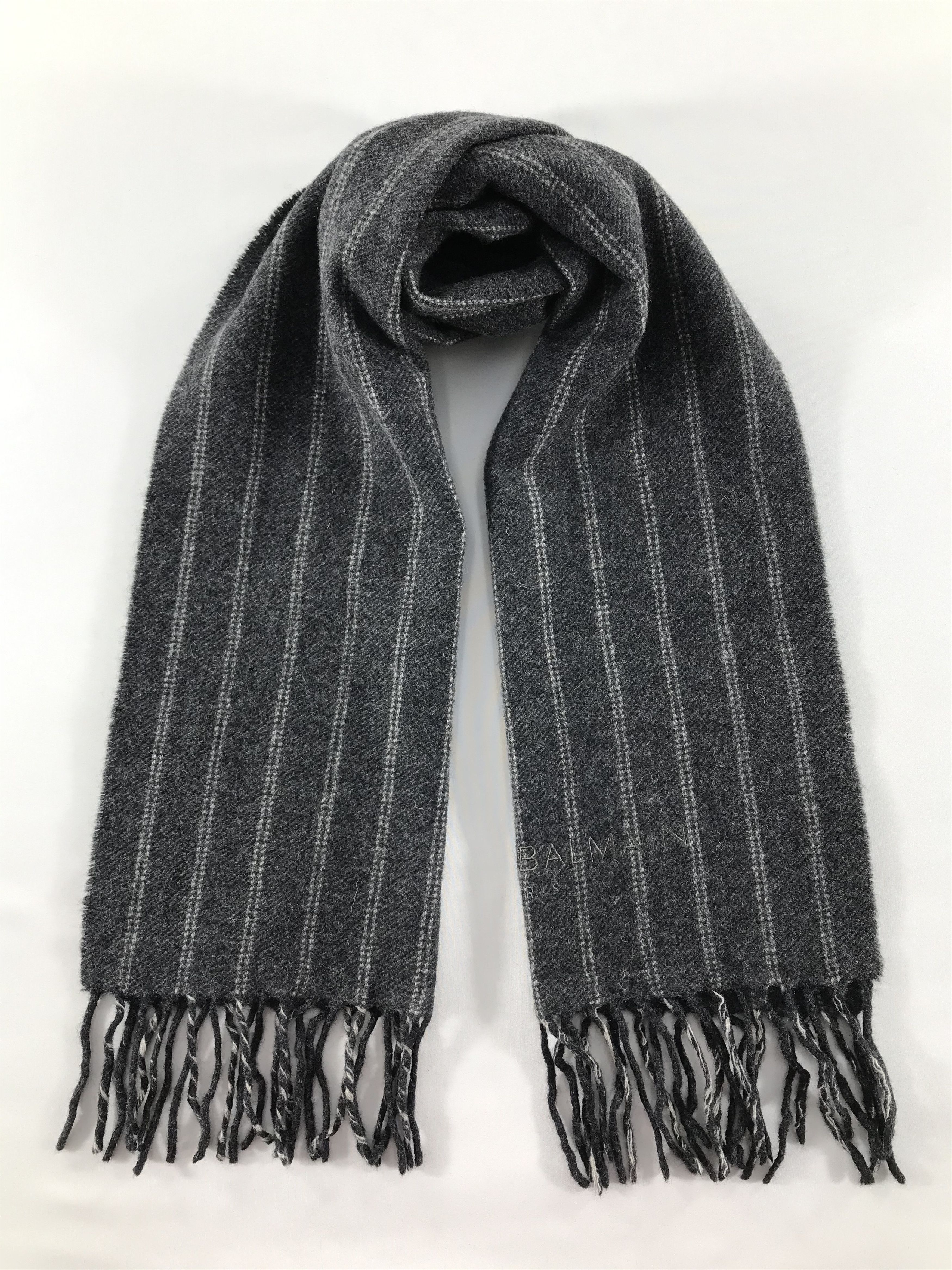Pierre Balmain Vintage Pierre Balmain Scarf/Muffler/Neckwear MF1609 Size ONE SIZE - 1 Thumbnail