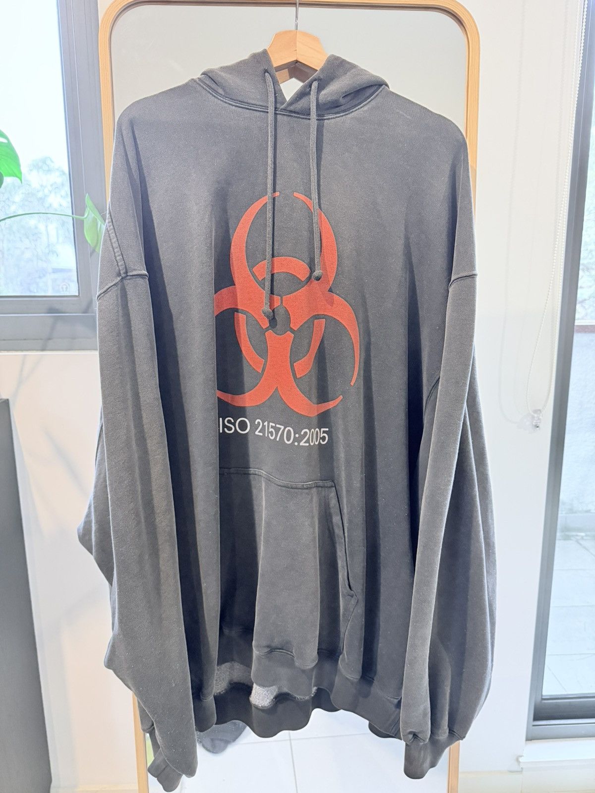 Vetements Vetements Genetically Modified Size US M / EU 48-50 / 2 - 1 Thumbnail