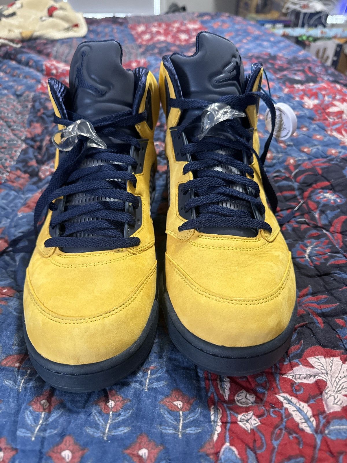 Jordan Brand × Nike Jordan 5 Retro Michigan (2019) Size US 14 / EU 47 - 3 Thumbnail