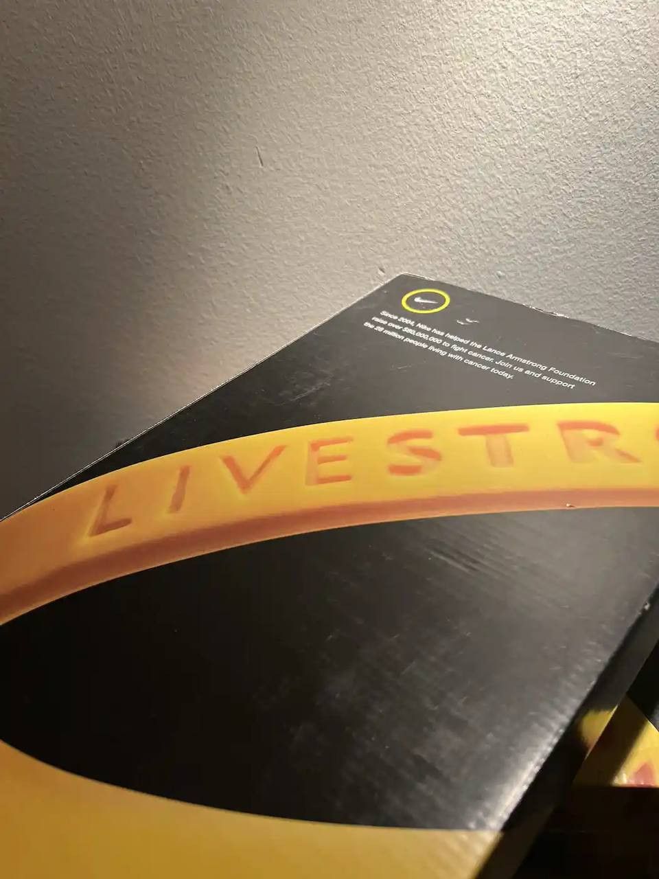 Nike Nike x Livestrong Size US 8 / EU 41 - 4 Thumbnail