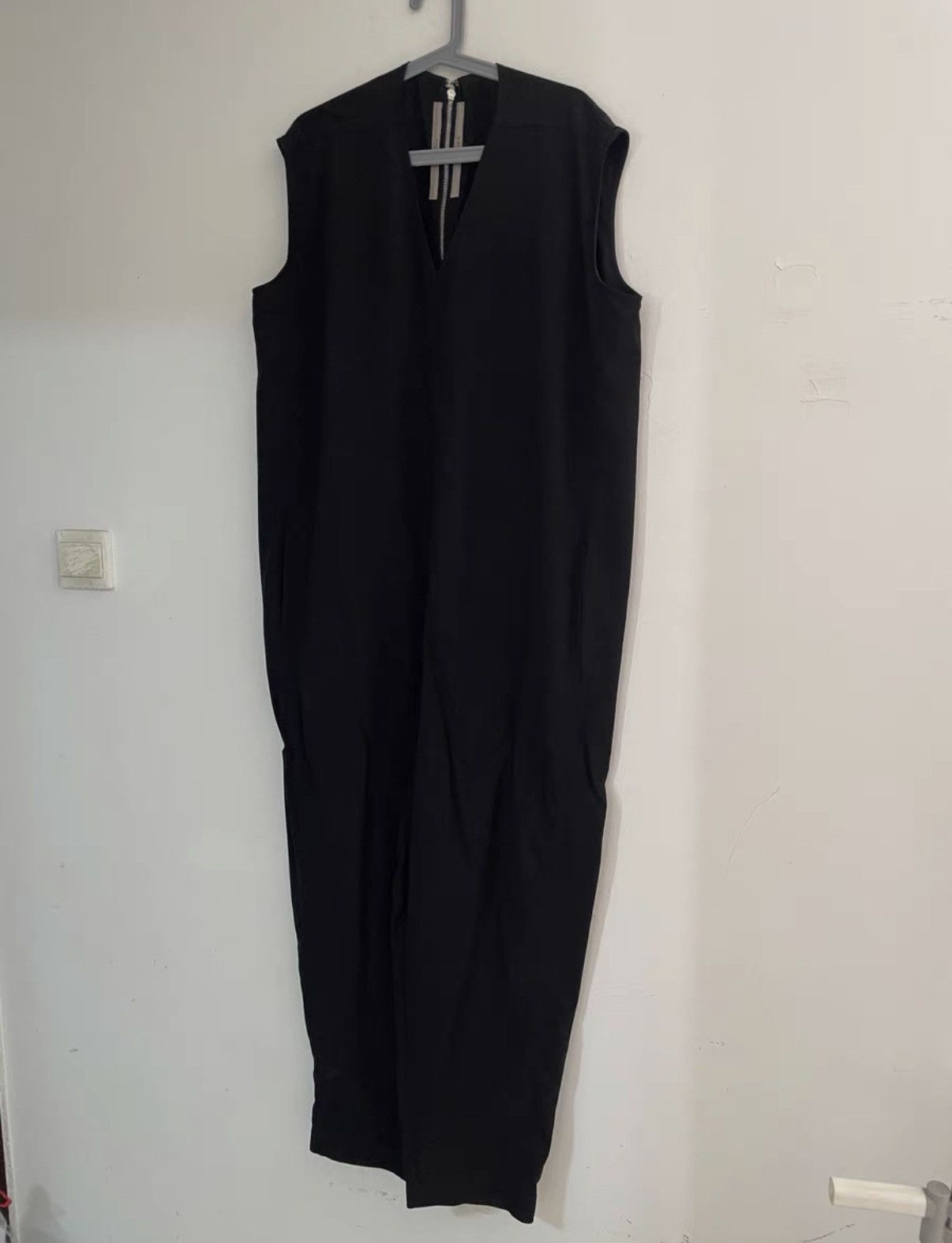 Rick Owens Rick Owens 15FW Black Sleeveless Back Zip V-Neck Bodysuit Size US L / EU 52-54 / 3 - 1 Thumbnail