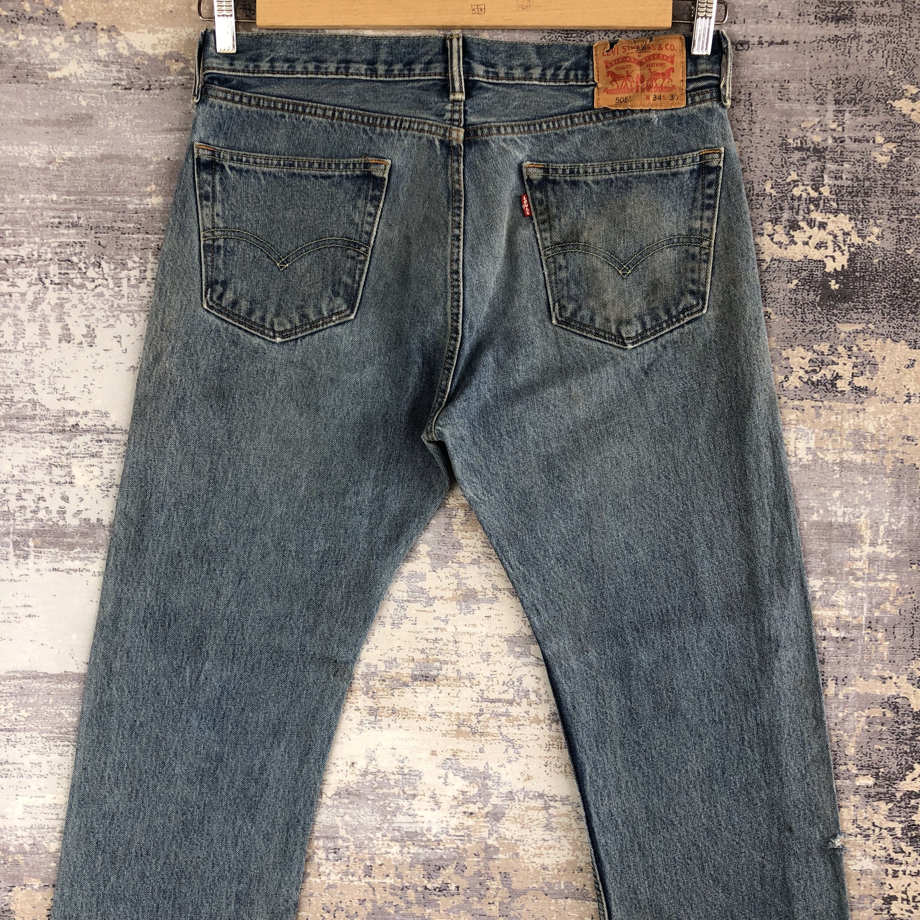 Levi's Vintage Levis 505 Distressed Jeans Levi's Mud Faded Denim Size US 34 / EU 50 - 4 Thumbnail