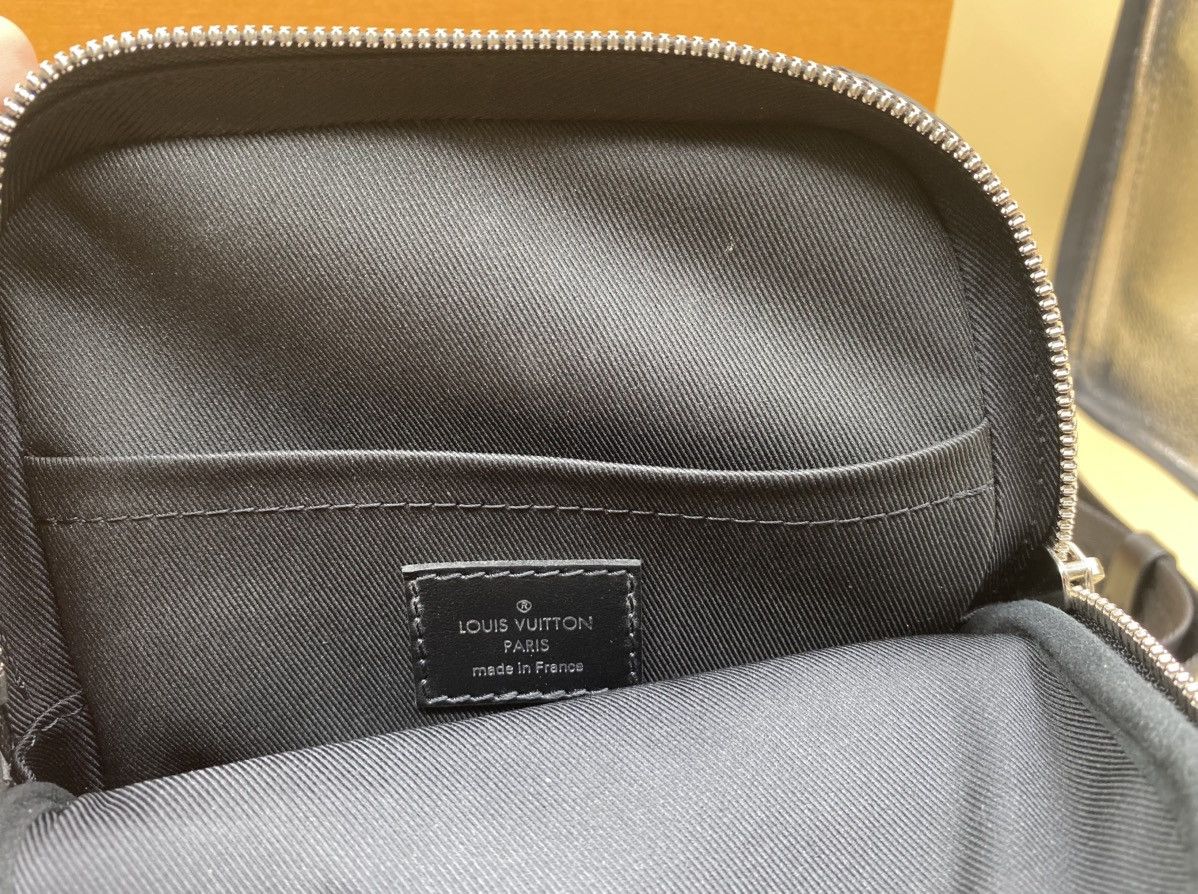 Louis Vuitton Louis Vuitton Damier Graphite Sling Bag N50012 Size ONE SIZE - 9 Thumbnail