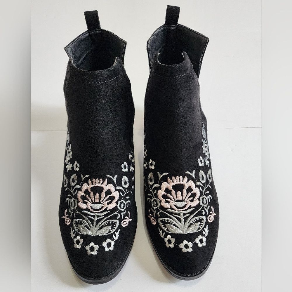 Other 👢Olivia Miller Black Rosedale Embroidered Floral Boots Size US 9 / IT 39 - 4 Thumbnail