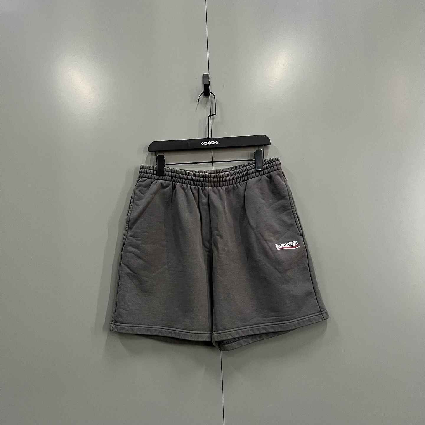 Balenciaga Balenciaga Logo Jersey Shorts Size M Size US 32 / EU 48 - 1 Thumbnail