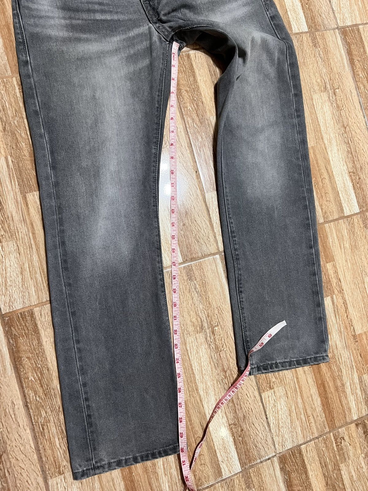 Levi's Levi’s 513 Slim Straight Grey Wash Jeans Size US 34 / EU 50 - 7 Thumbnail