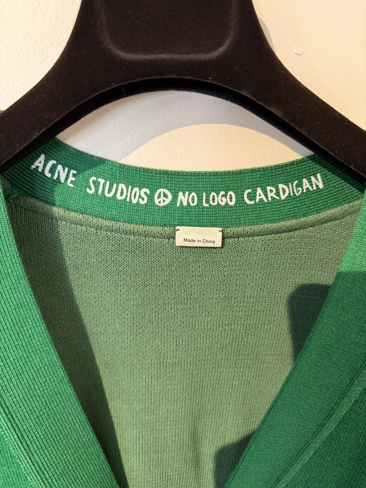 Acne Studios Acne Studios No Logo Cardigan Green Size US XL / EU 56 / 4 - 4 Thumbnail