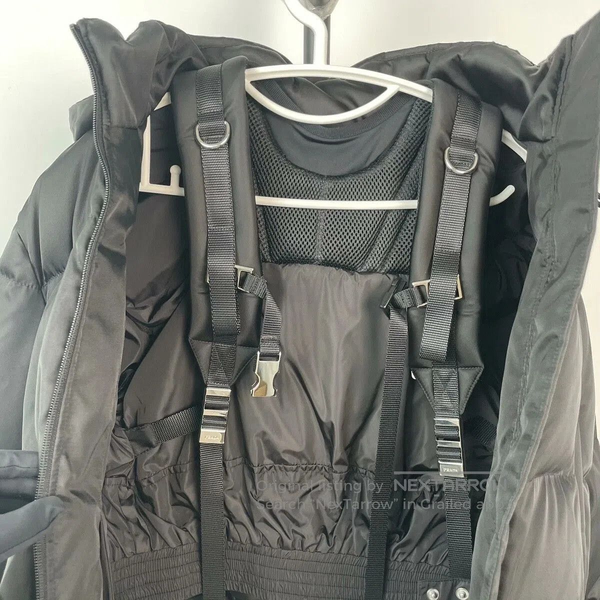 Prada PRADA Croissant Down Jacket 36. Size XS / US 0-2 / IT 36-38 - 3 Thumbnail