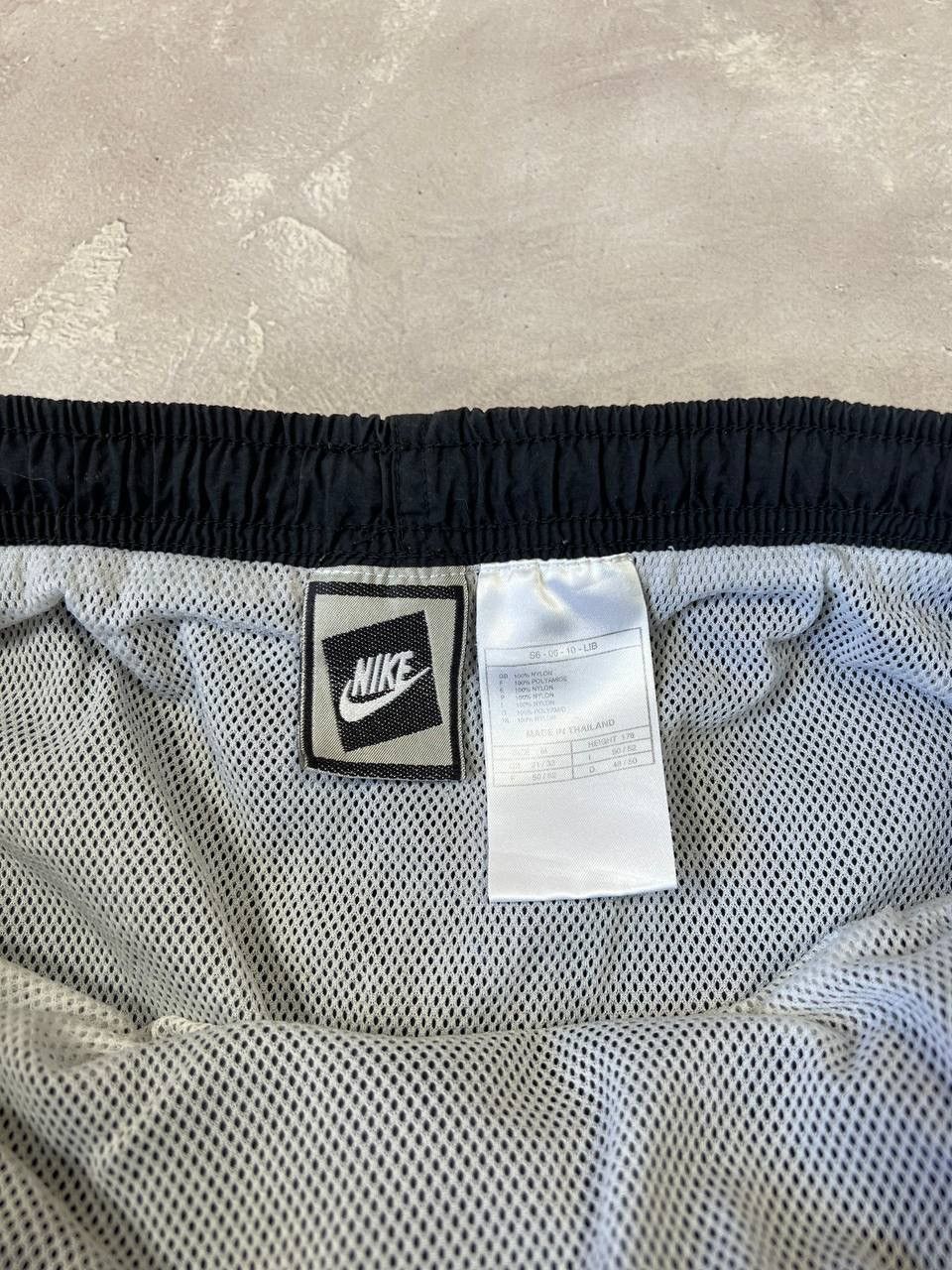 Nike × Vintage Nike 90s Vintage Nylon Shorts Size US 32 / EU 48 - 4 Thumbnail