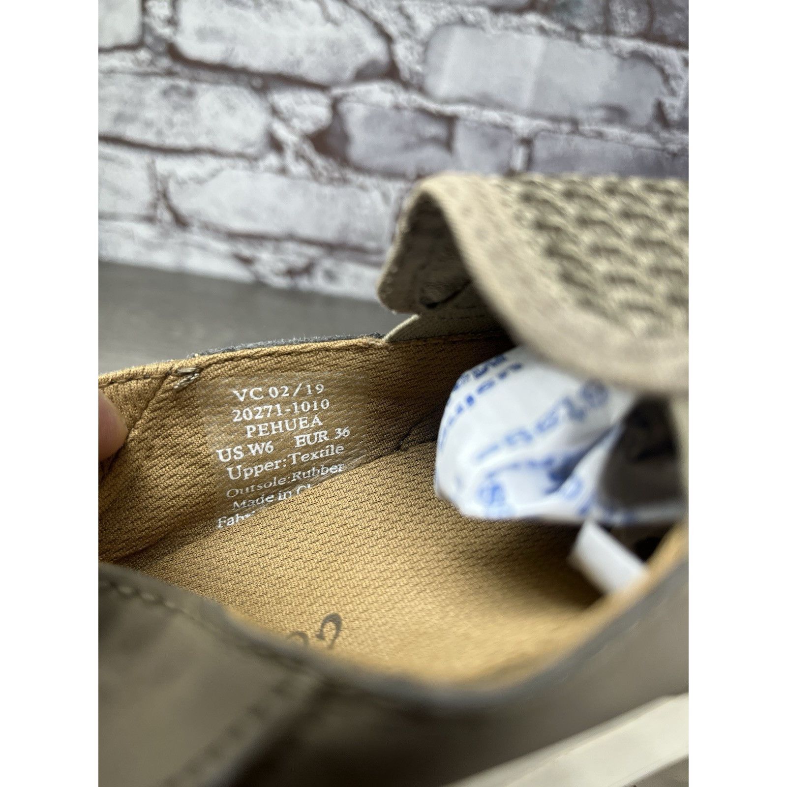 Olukai OluKai Pehuea Slip On Loafers Clay Brown Mesh Beach Shoes Wo Size US 6 / IT 36 - 9 Thumbnail