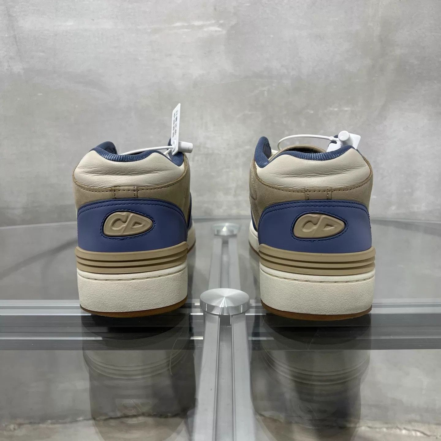 Dior Dior B57 Milk Blue 40 shoes Size US 7 / EU 40 - 6 Thumbnail