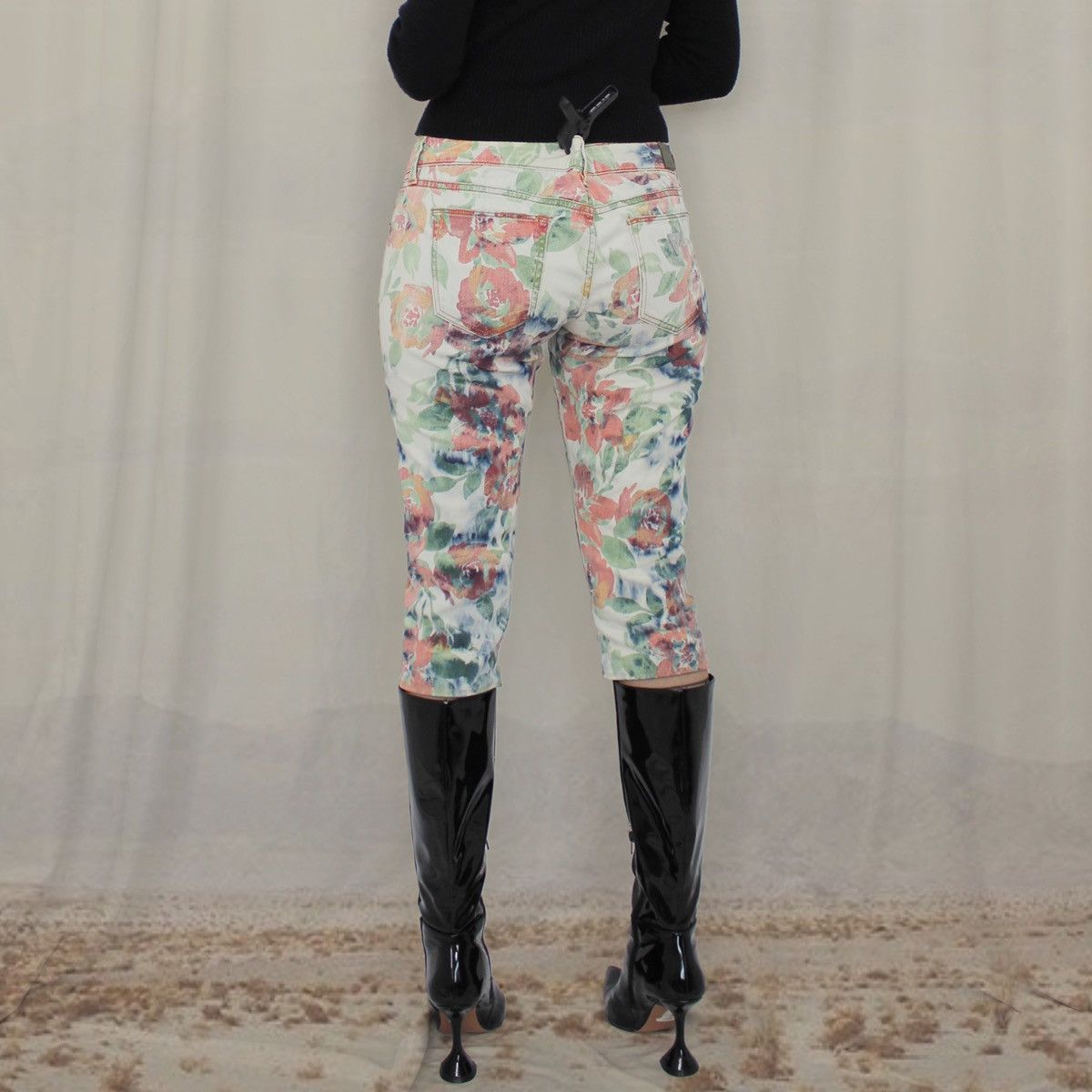 Guess × Vintage 🌺GUESS CAPRI PANTS🌺 Size 31" - 3 Thumbnail