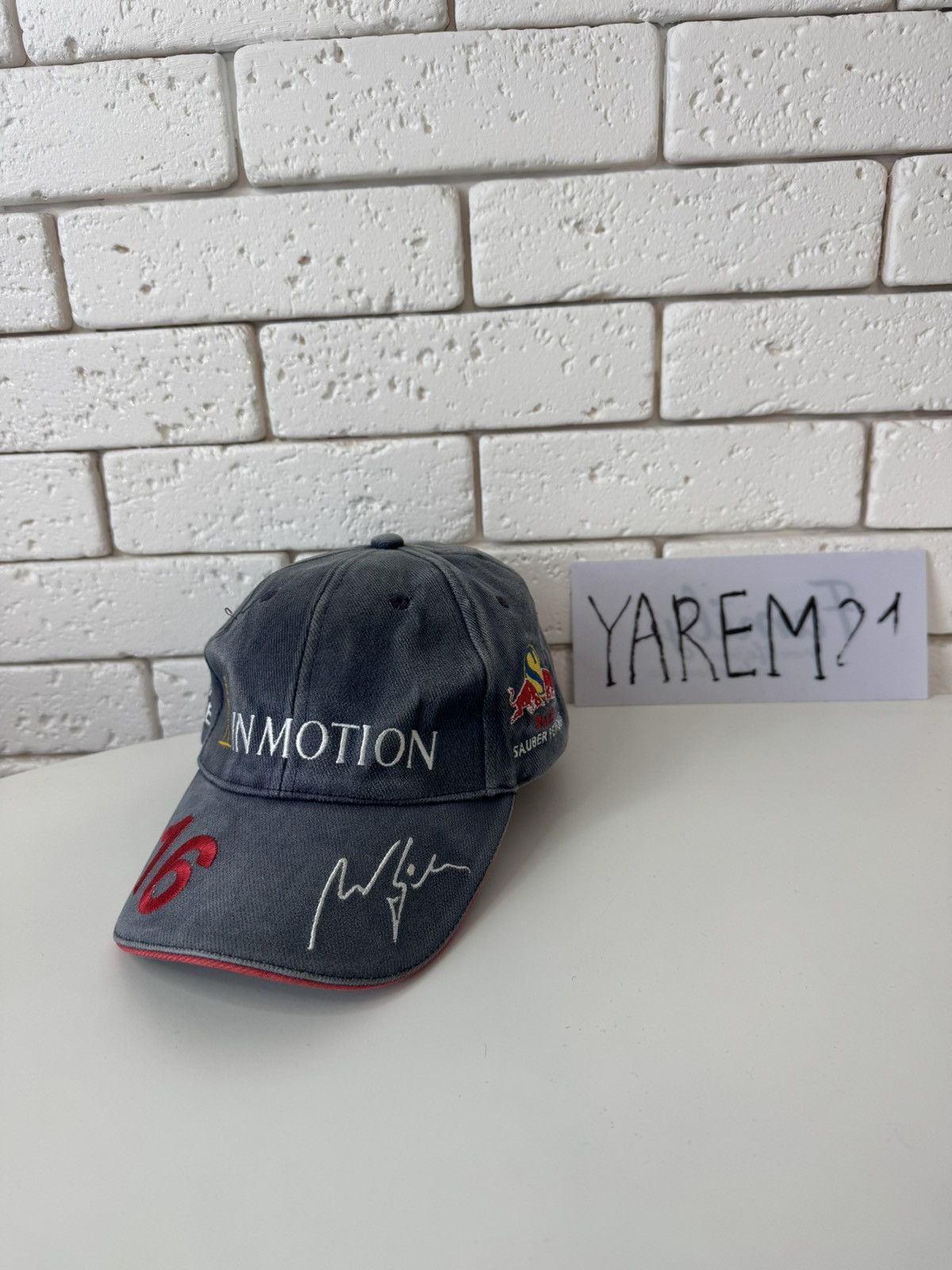 Formula 1 Nick Heidfeld – Red Bull Sauber F1 Cap Size ONE SIZE - 1 Thumbnail