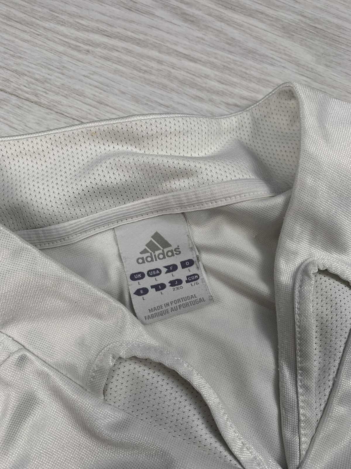 Adidas REAL MADRID 2004/2005 HOME FOOTBALL LONG SLEEVE ADIDAS SHIRT Size US L / EU 52-54 / 3 - 8 Thumbnail