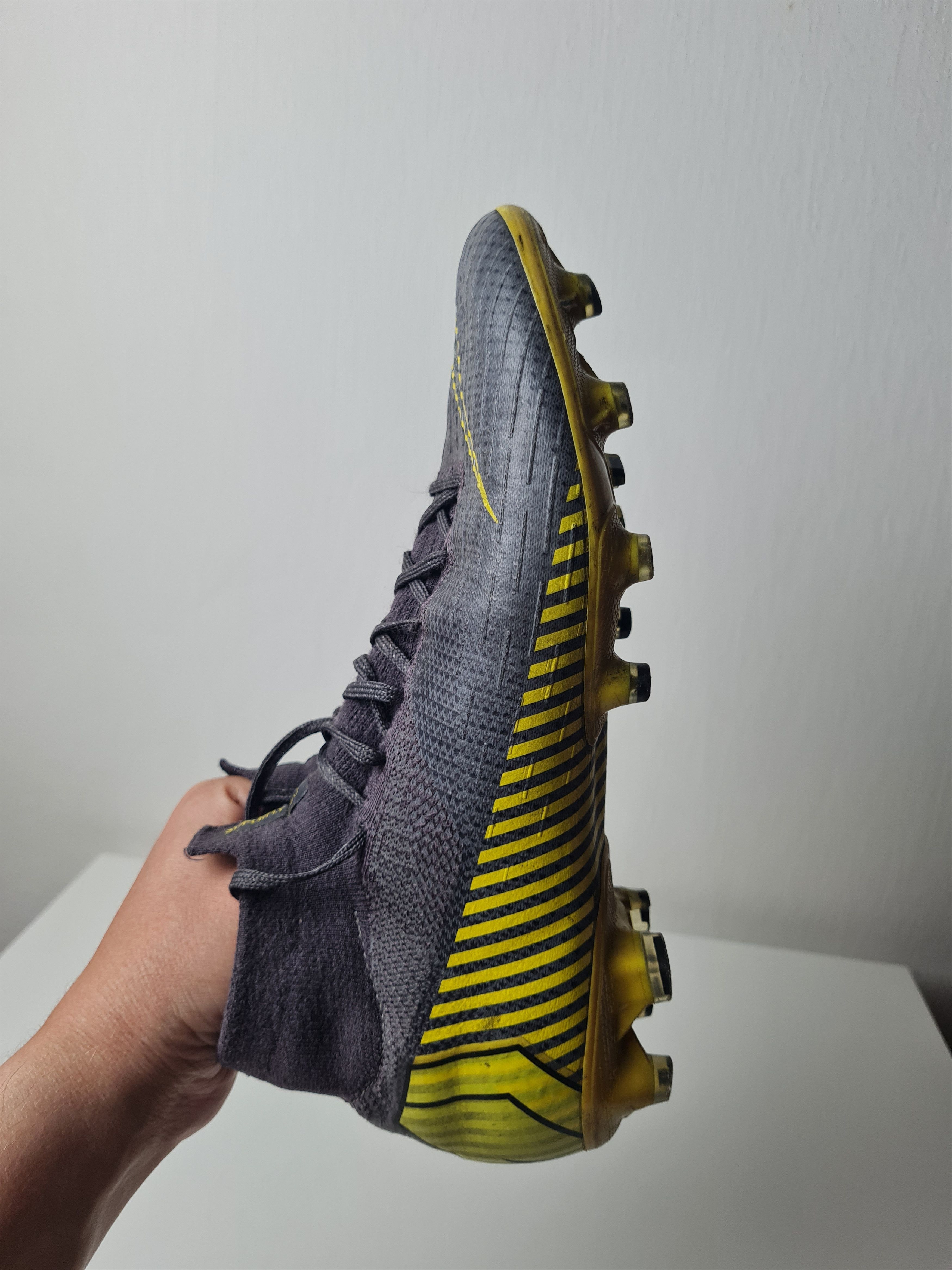 Nike Nike Mercurial Superfly 6 Elite FG Soccer Cleats AH7365-070 Size US 8 / EU 41 - 14 Thumbnail
