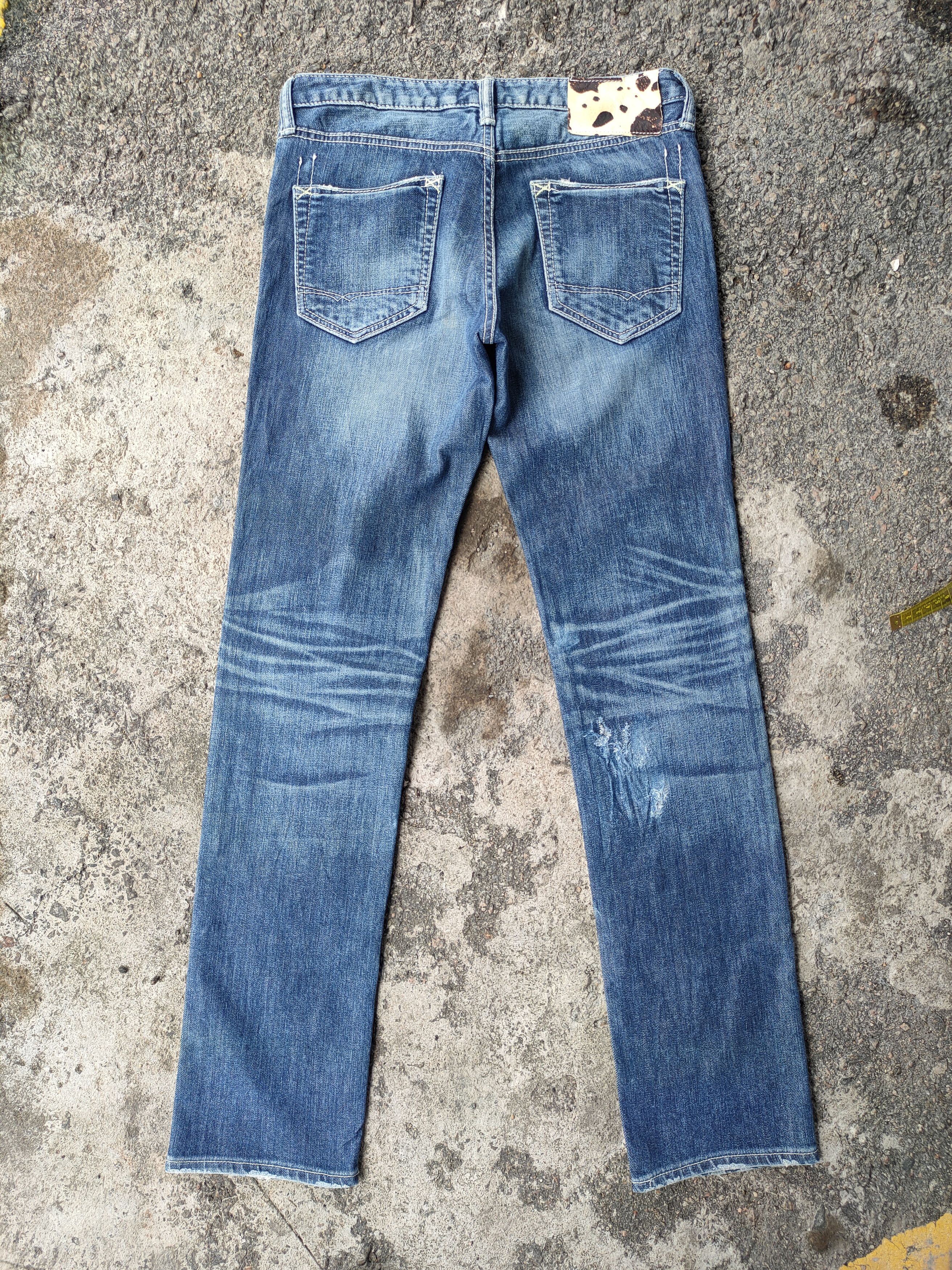 Japanese Brand VINTAGE JAPANESE FADED BLUE JEANS DENIM PANTS Size US 31 - 7 Thumbnail