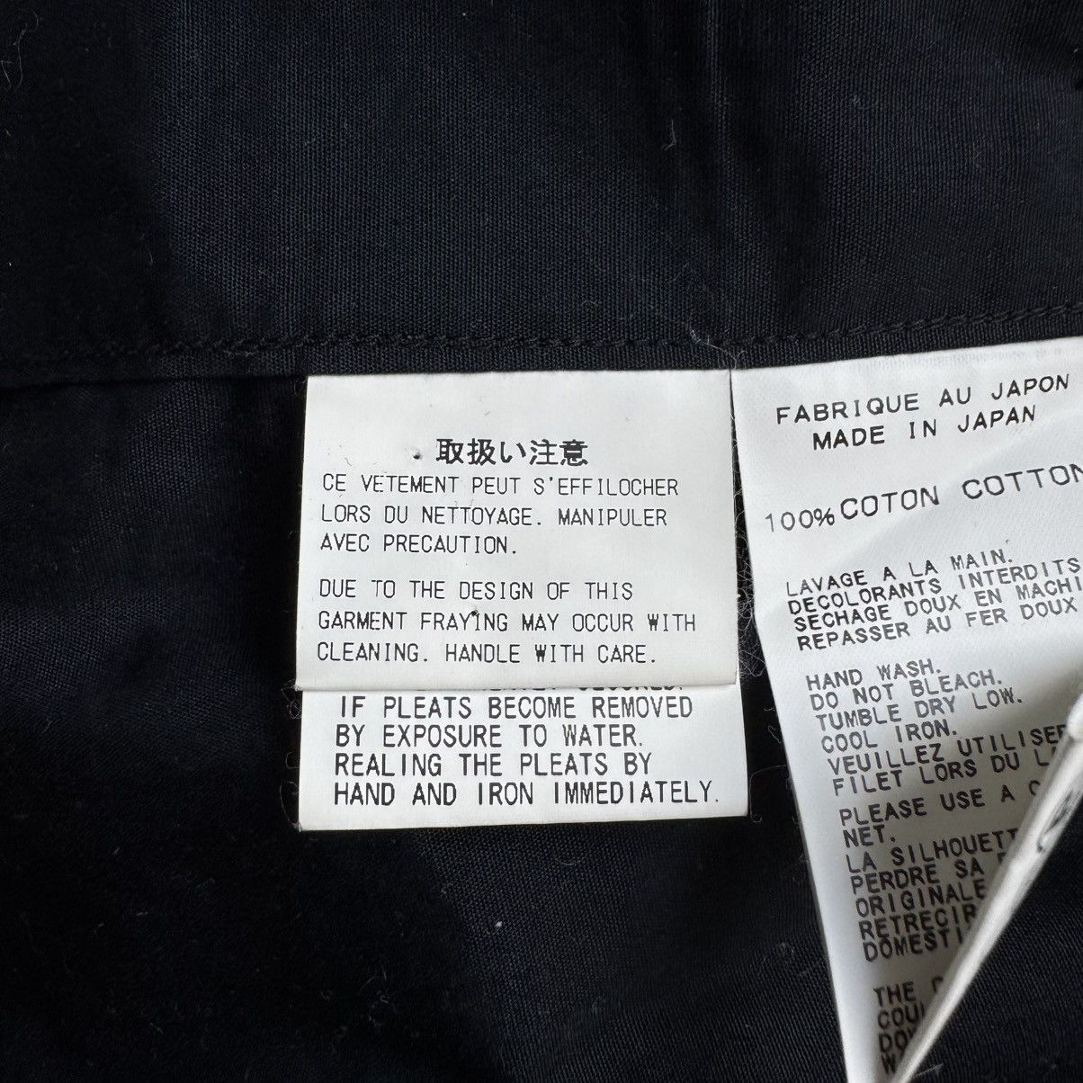 Yohji Yamamoto Yohji Yamamoto Black Cotton Pleated Front Button-Up Shirt Size US M / EU 48-50 / 2 - 13 Thumbnail