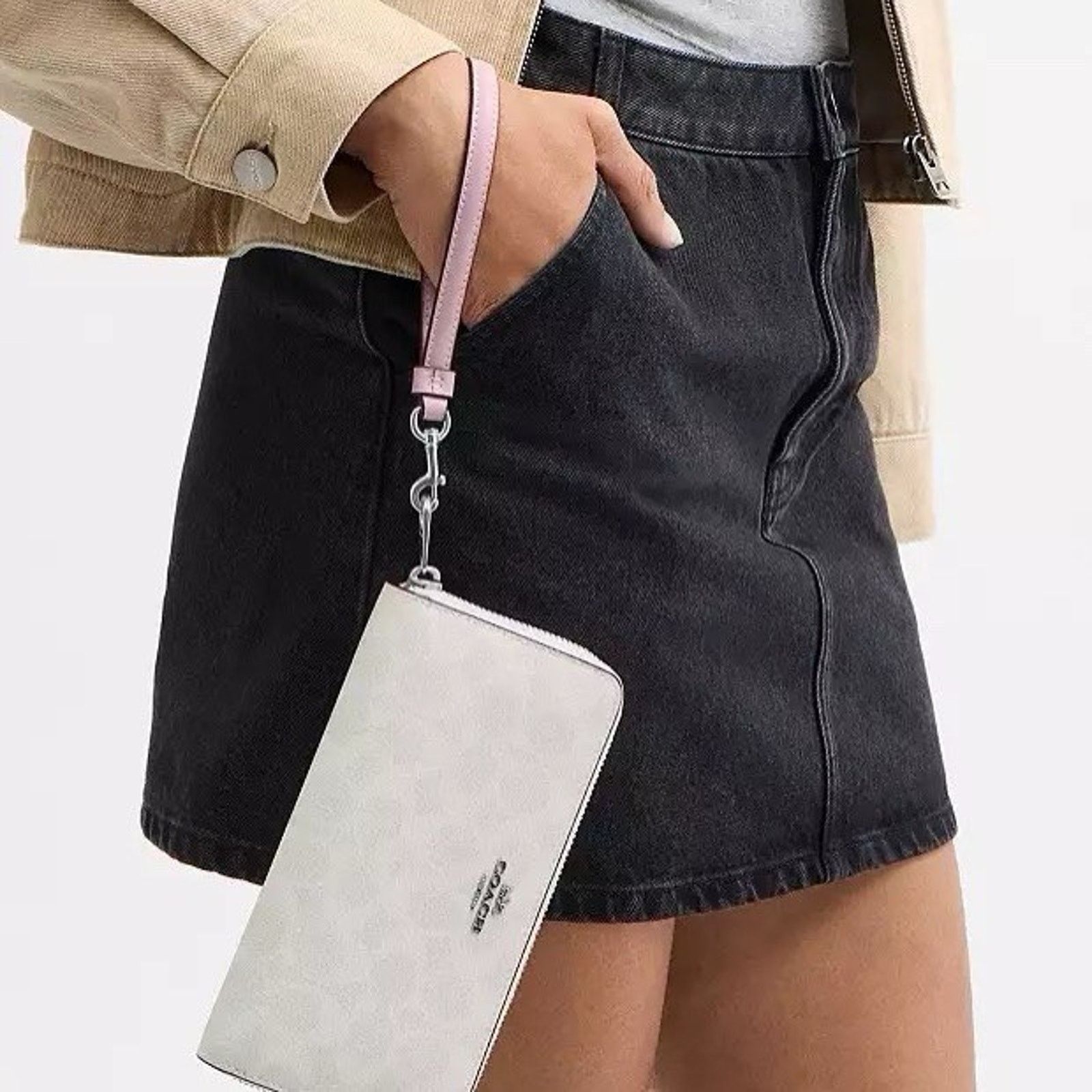 Coach NWT Coach Long Zip Around Wallet CW778 Chalk Carnation Pink Size ONE SIZE - 7 Thumbnail