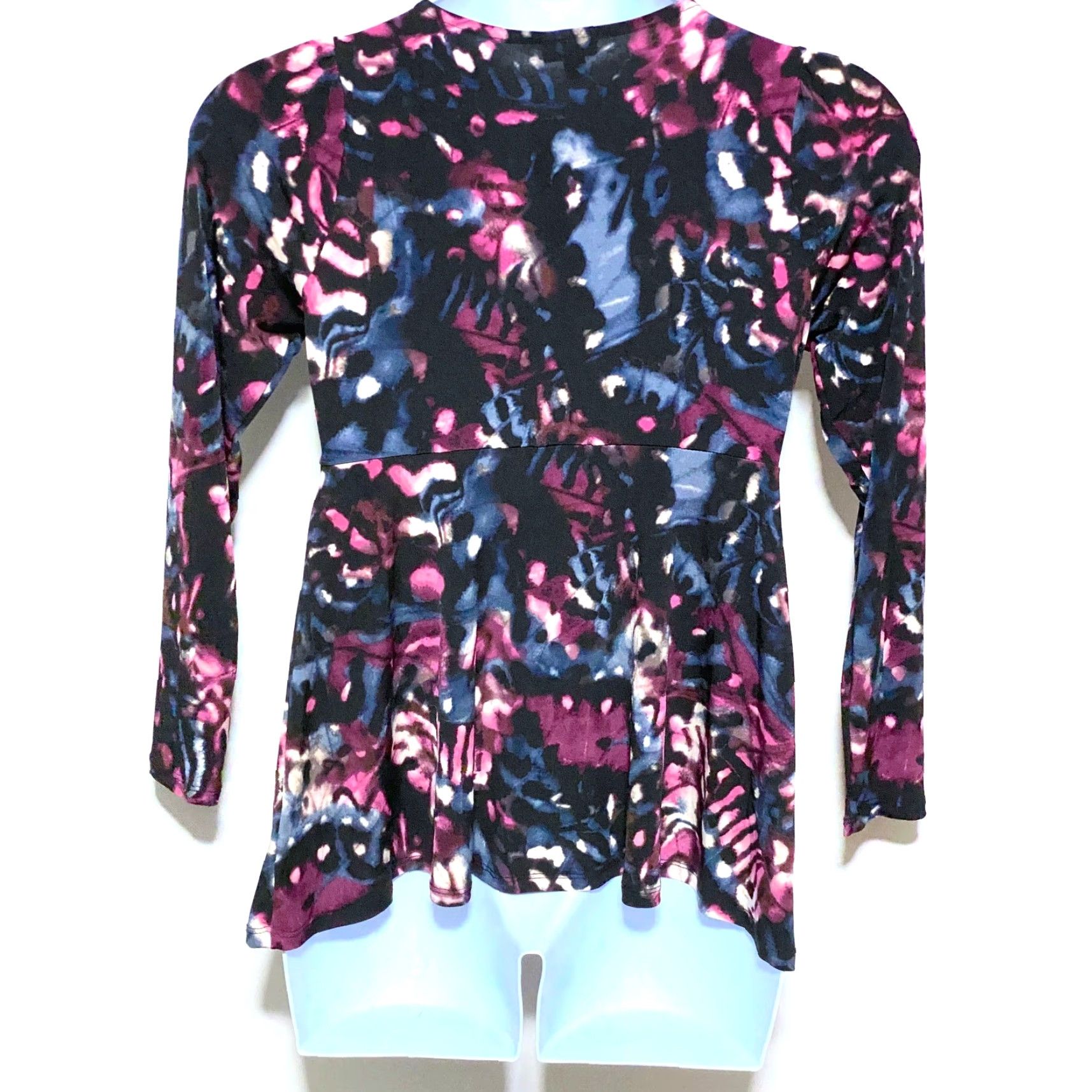 Torrid Torrid Blouse Shirt Geometric Surplice Wrap Knit Dark Romantic NWT Womens M/L 10 Purple Black Size L / US 10 / IT 46 - 2 Thumbnail