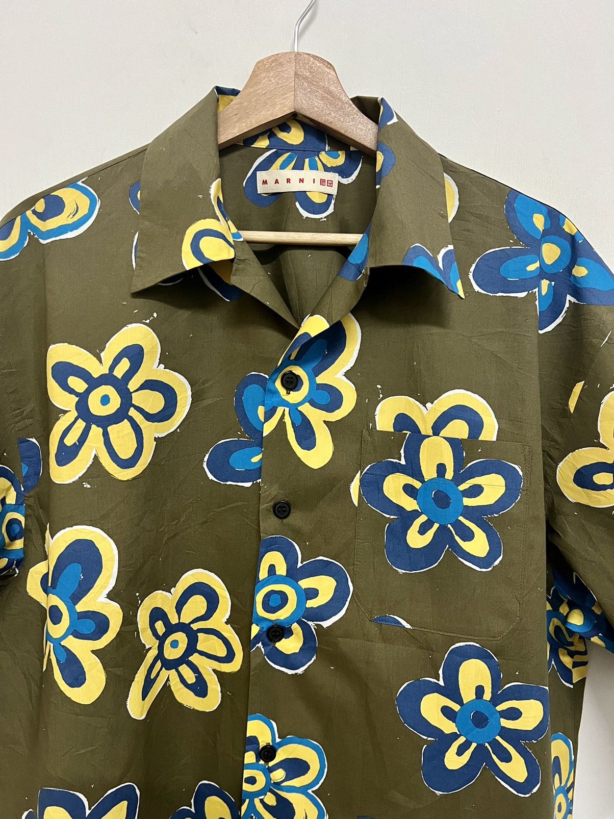 Marni × Uniqlo Marni Uniqlo Oversized Printed Open Collar Shirt Size US M / EU 48-50 / 2 - 3 Thumbnail