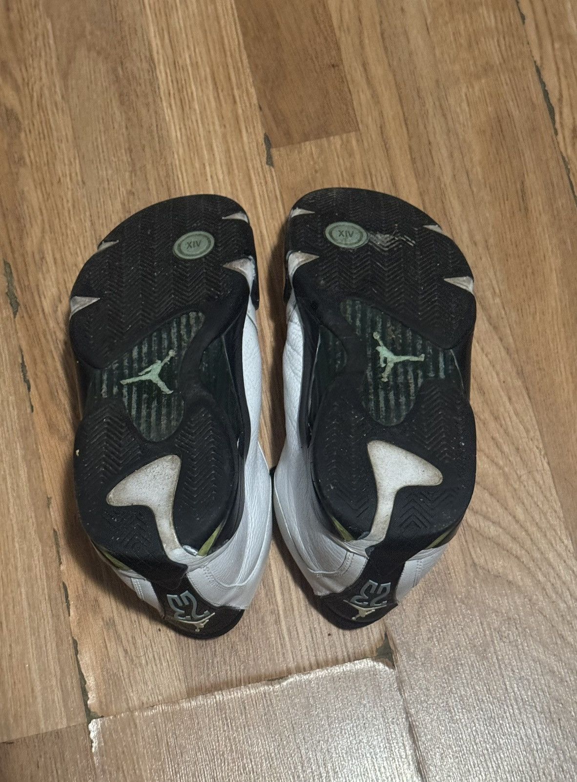 Jordan Brand Jordan 14 Retro Oxidized Green Size US 9.5 / EU 42-43 - 5 Thumbnail