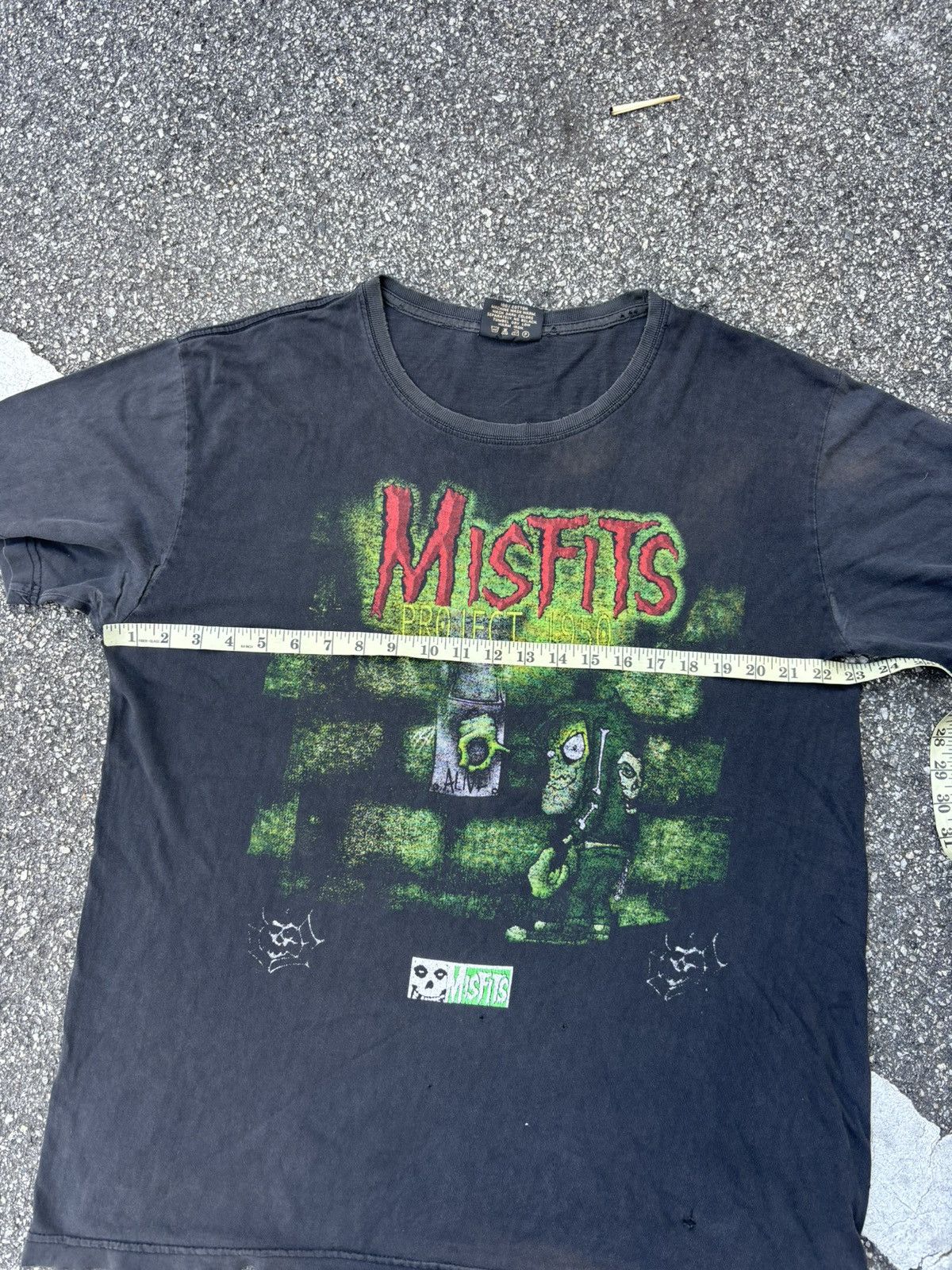Misfits Vintage distress sunfaded band misfits rare design Size US XL / EU 56 / 4 - 8 Thumbnail