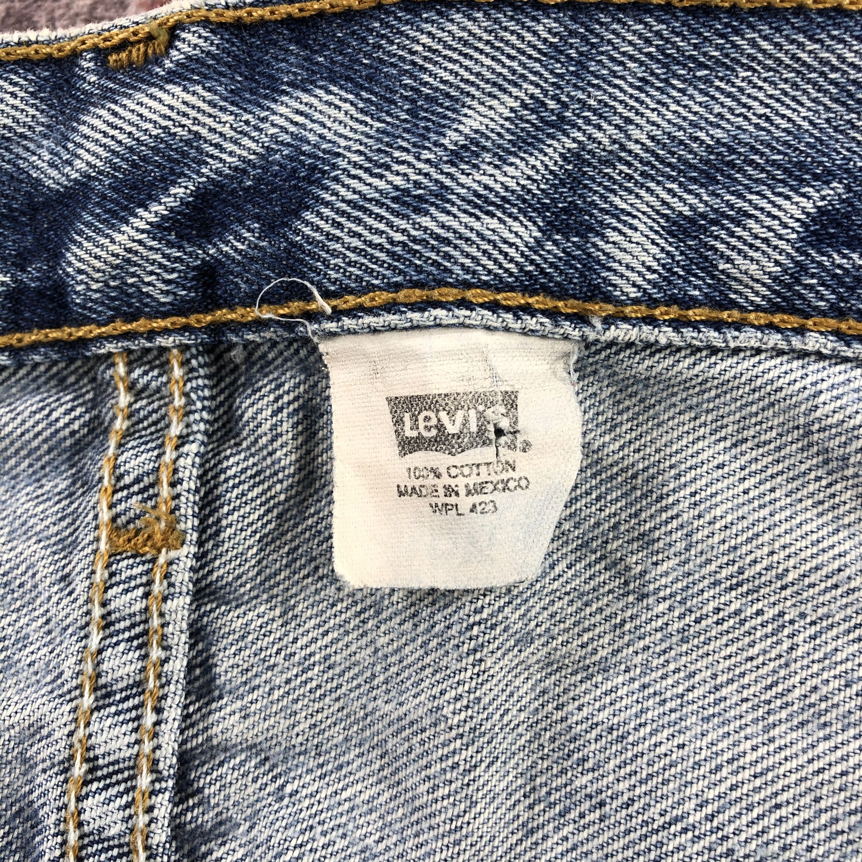 Levi's × Vintage Vintage Blue Wash Levis 501 Jeans-JM2960 Size US 39 - 16 Thumbnail