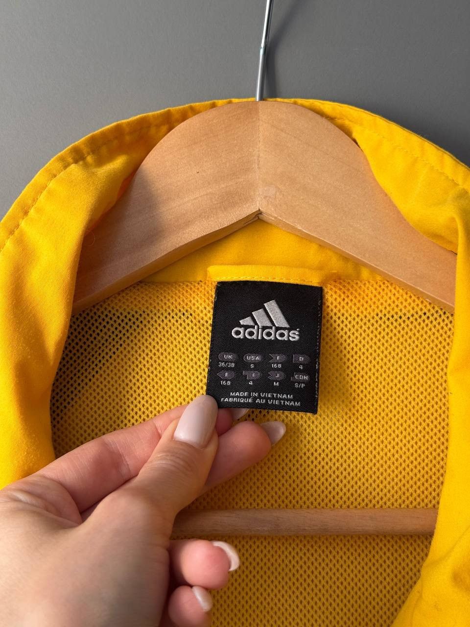 Adidas Rare 90s Adidas Track Suit Jacket Pants Vintage Y2K Size US S / EU 44-46 / 1 - 8 Thumbnail