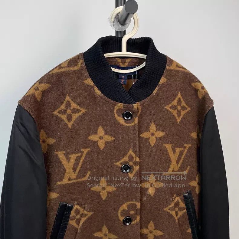 Louis Vuitton Louis Vuitton Brown large logo contrasting wool patchwork Size XS / US 0-2 / IT 36-38 - 4 Thumbnail