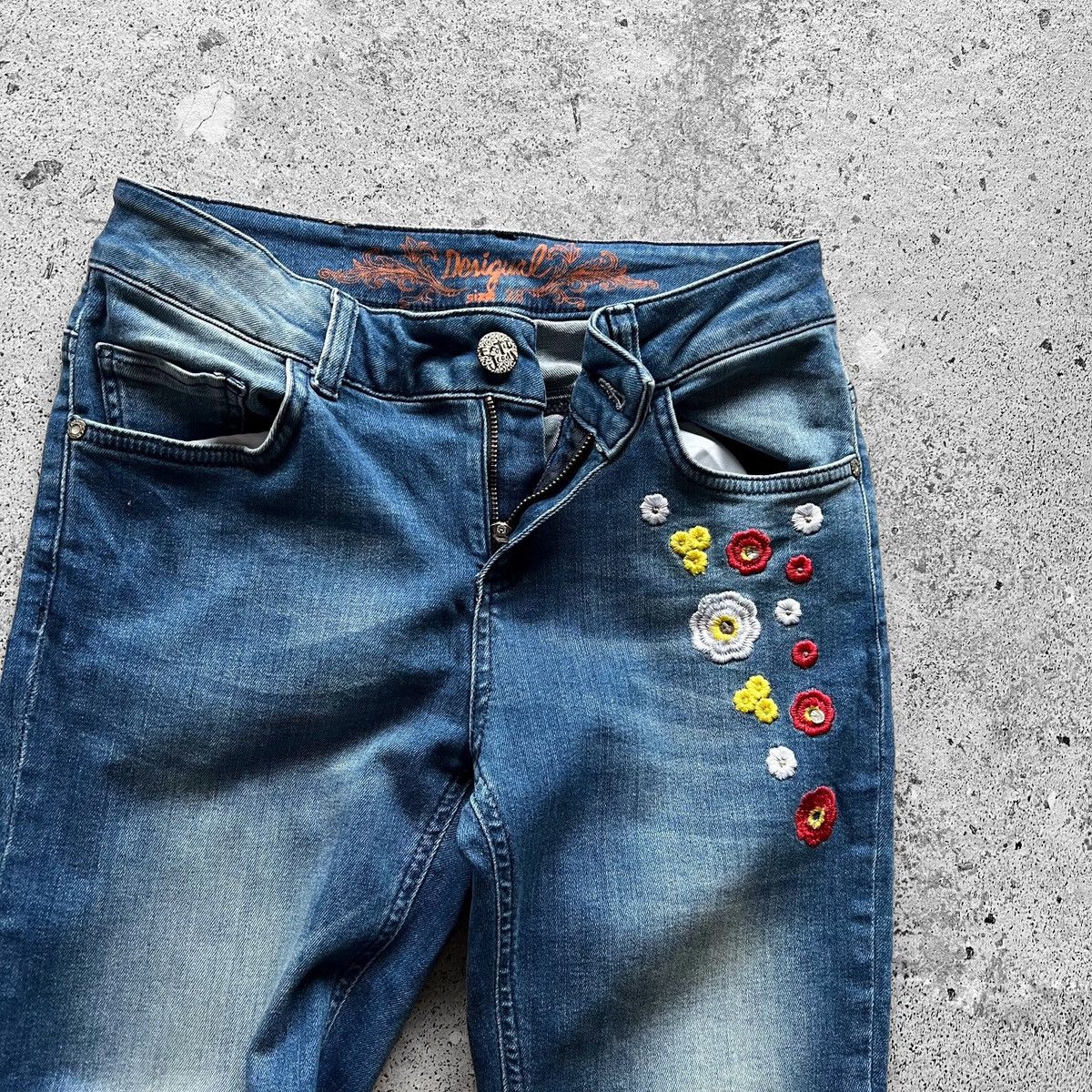 Designer × Desigual Desigual Womens Blue Skinny Denim Jeans Floral Embroidered Size 27" / US 4 / IT 40 - 9 Thumbnail