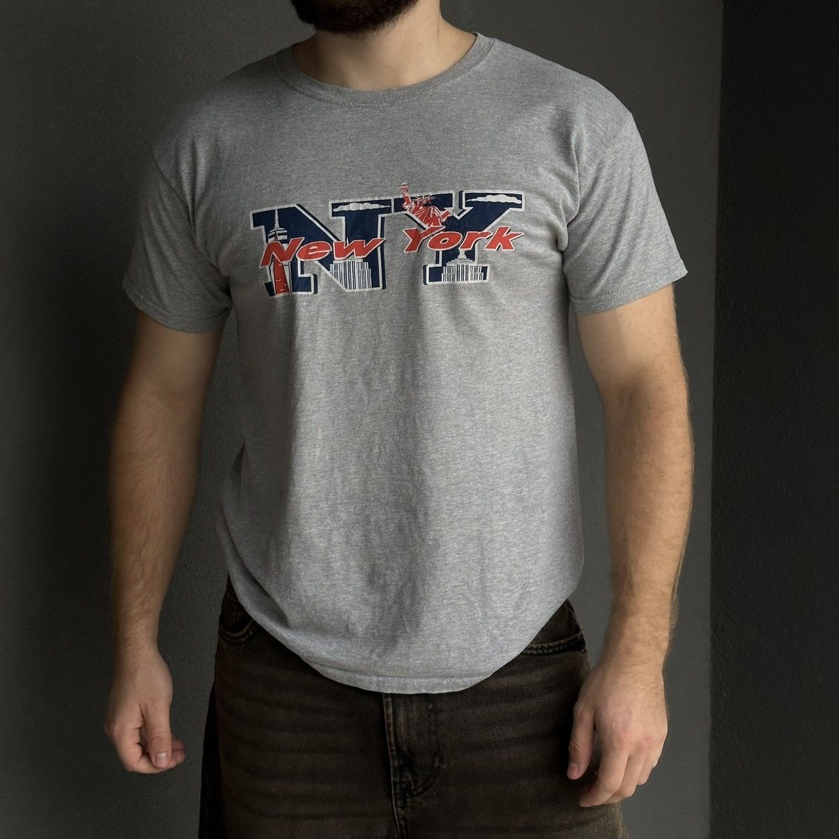 Vintage Vintage Japanese Style New York T-shirts Big Logo Y2K 00s Size US M / EU 48-50 / 2 - 1 Thumbnail