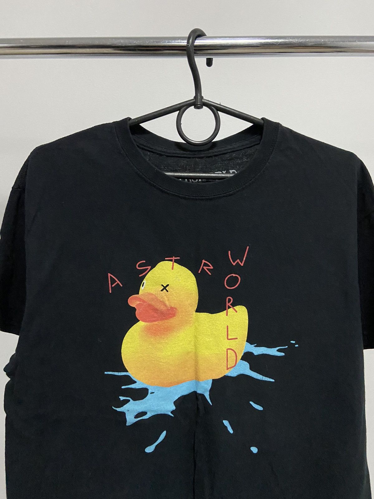 Rap Tees × Travis Scott × Vintage travis Scott 2019 duck big logo vintage t shirt rap Size US M / EU 48-50 / 2 - 3 Thumbnail