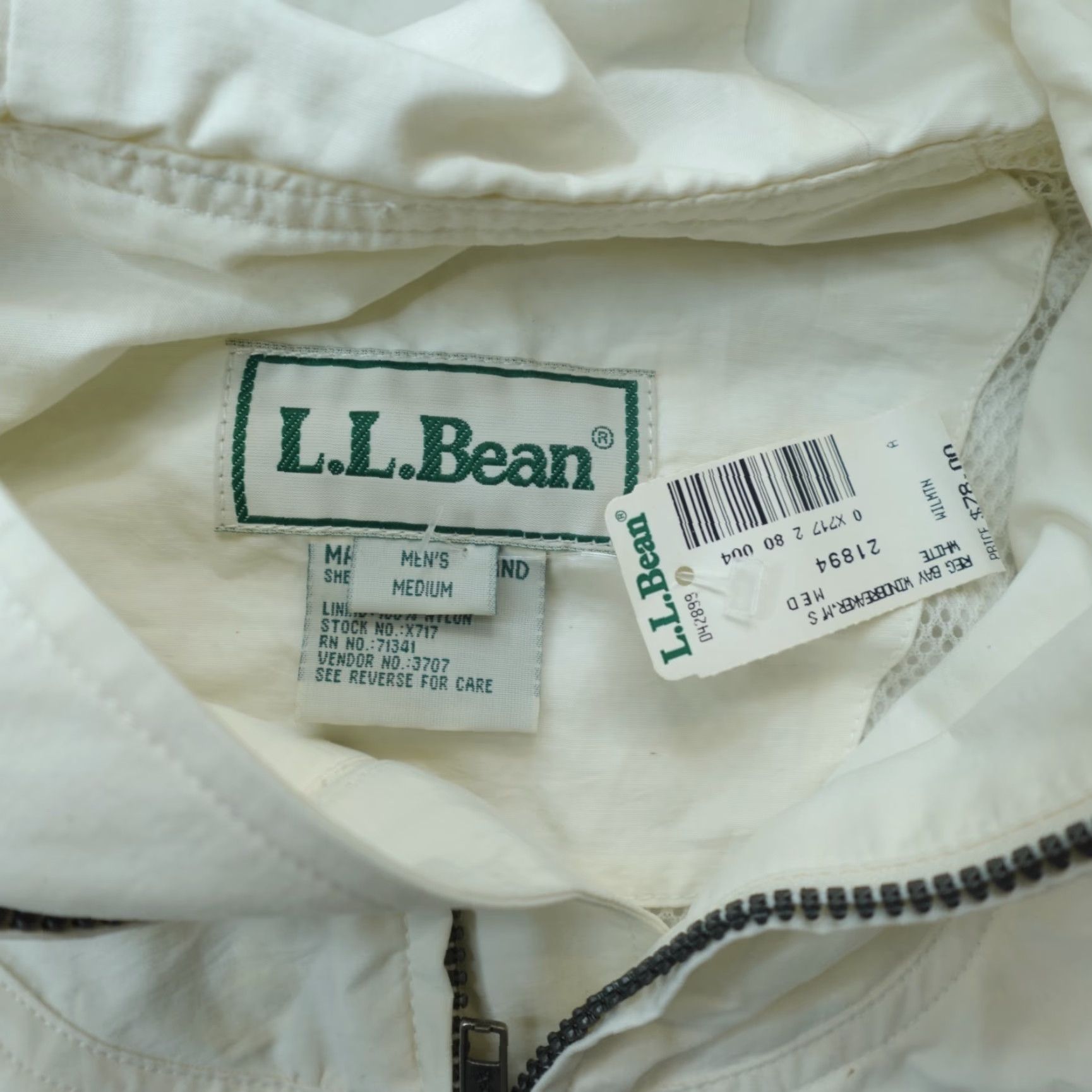 Vintage VINTAGE L.L.Bean Jacket XL Ivory Windbreaker Regular Men Windbreaker Full Zip, Lined, Cotton Blend, Old Stock, Full Zip, 2010s Size US XL / EU 56 / 4 - 6 Thumbnail