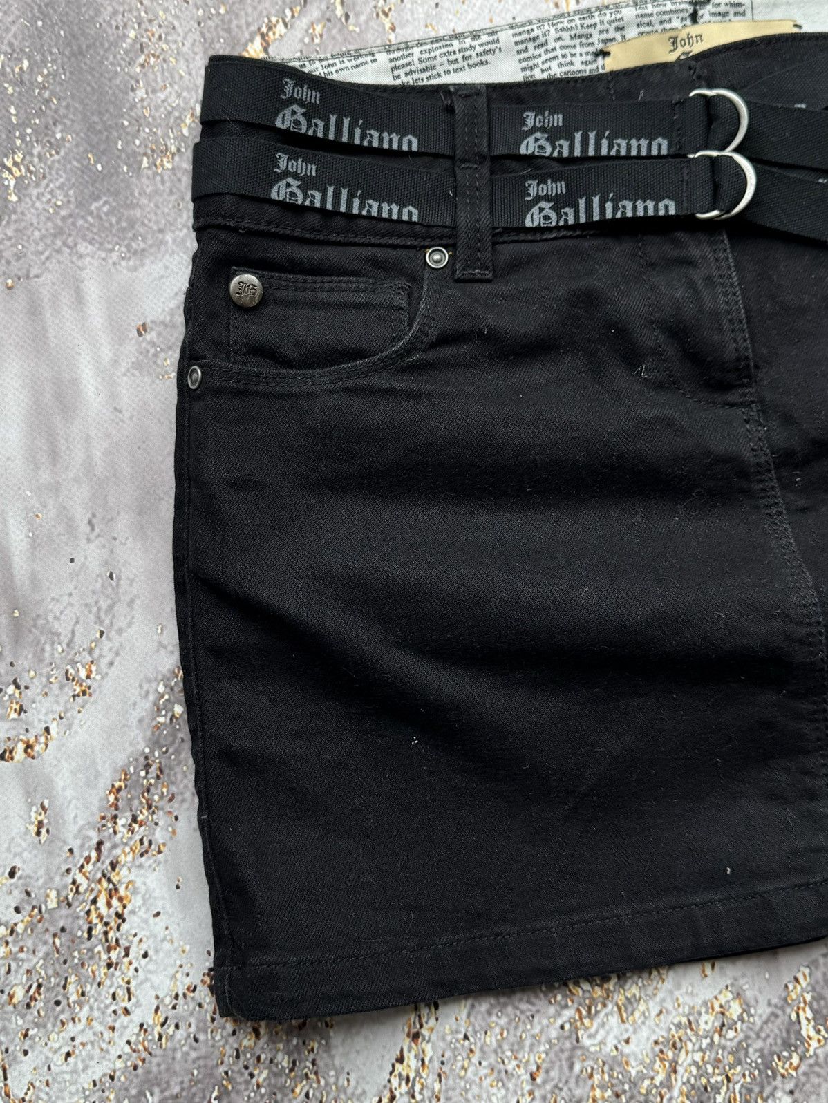 John Galliano × Vintage John Galliano Double Belted Vintage Mini Skirt Size 32" / US 10 / IT 46 - 2 Thumbnail