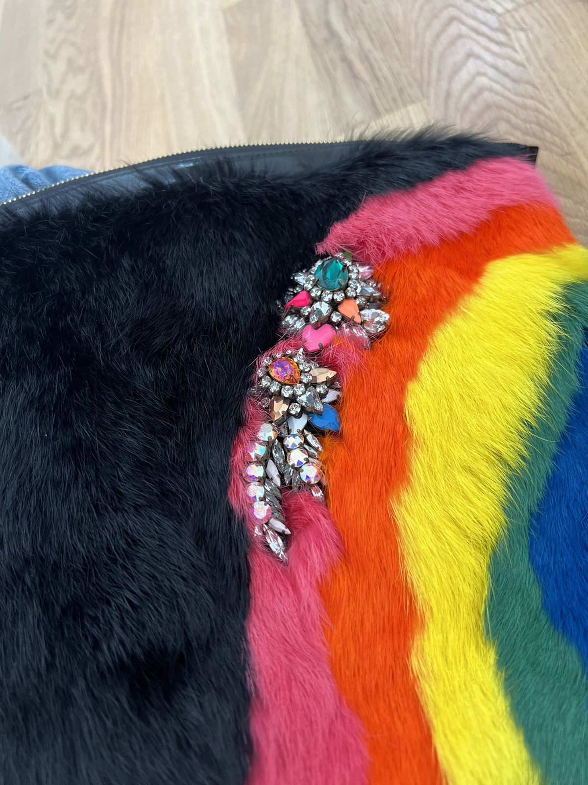 Designer Pride Bag - Big Pouch embroidered Fur Size ONE SIZE - 5 Thumbnail