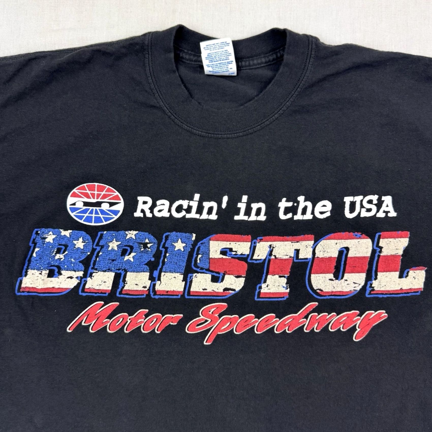 Gildan VINTAGE Bristol Motor Speedway T Shirt Adult Large Black Gildan Cotton Graphic Print NASCAR Sports 90s Y2K Racing Mens Size US L / EU 52-54 / 3 - 5 Thumbnail