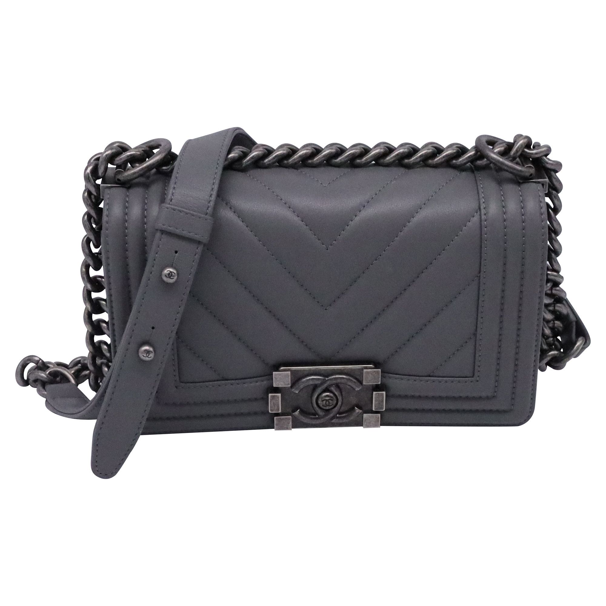 Chanel Chanel Small Boy Flap Shoulder Bag in Grey Calf Leather Size ONE SIZE - 1 Thumbnail