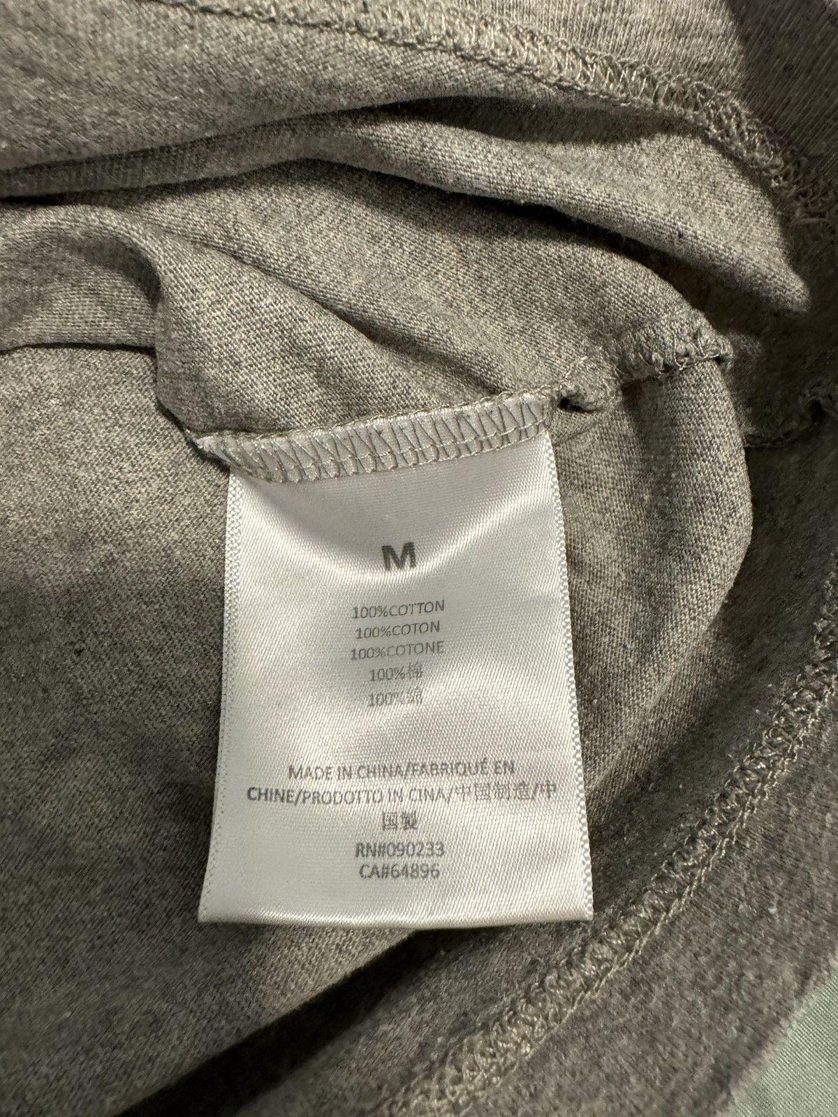 Essentials Essentials grey T-shirt M Size US M / EU 48-50 / 2 - 4 Thumbnail