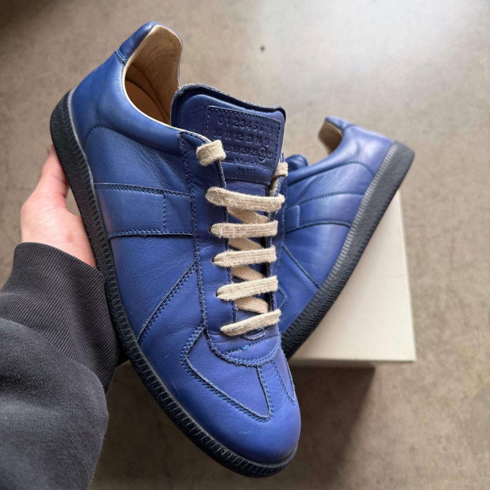 Maison Margiela Maison Margiela Gat Replica Blue Leather Black Sole Size US 8 / EU 41 - 1 Thumbnail