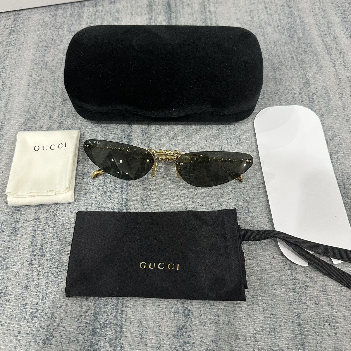 Gucci GUCCI GG1920S 001 SUNGLASSES Size ONE SIZE - 2 Thumbnail