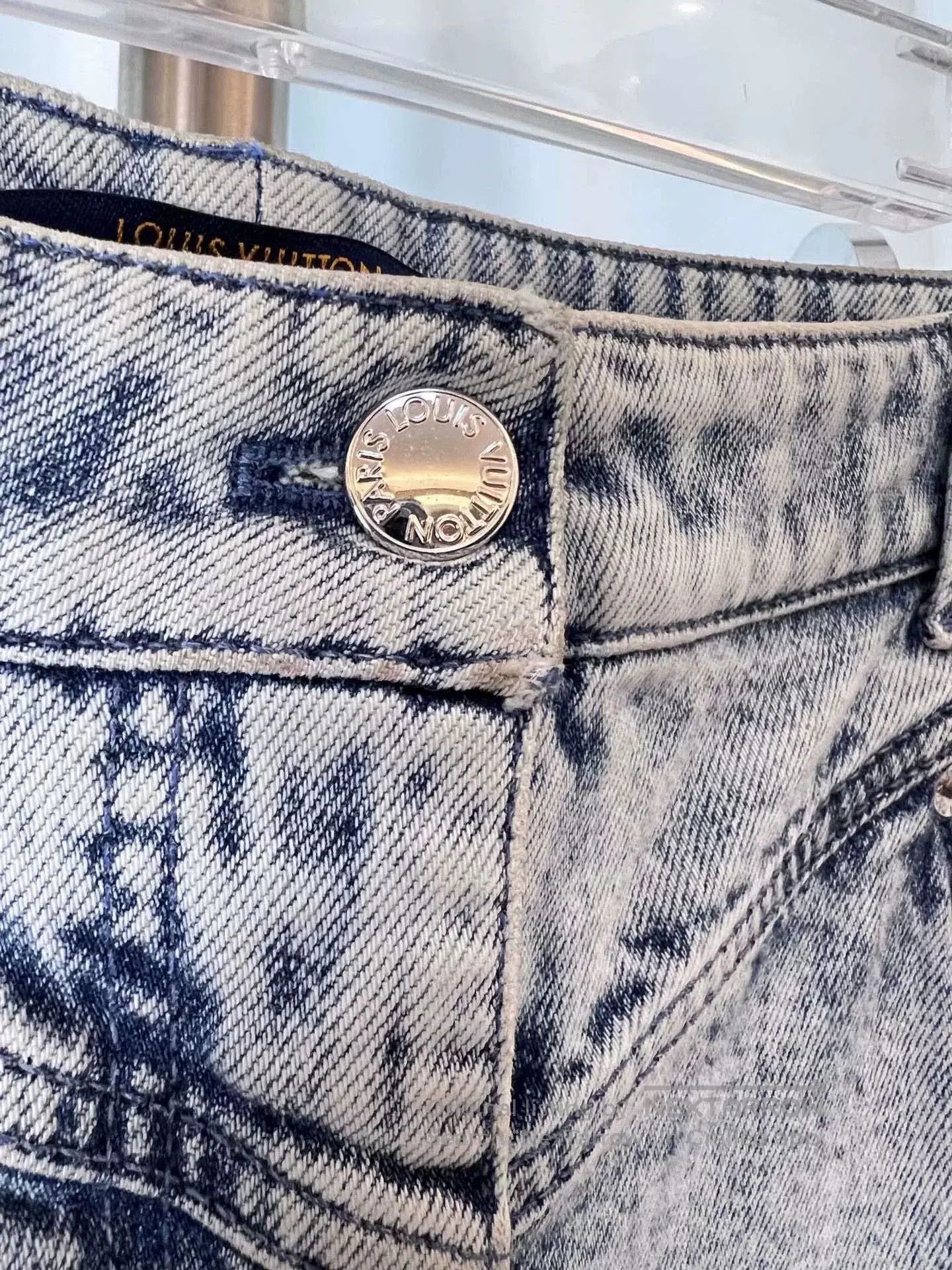 Louis Vuitton Louis Vuitton Monogram Light Denim Jeans. Size US 34 / EU 50 - 3 Thumbnail