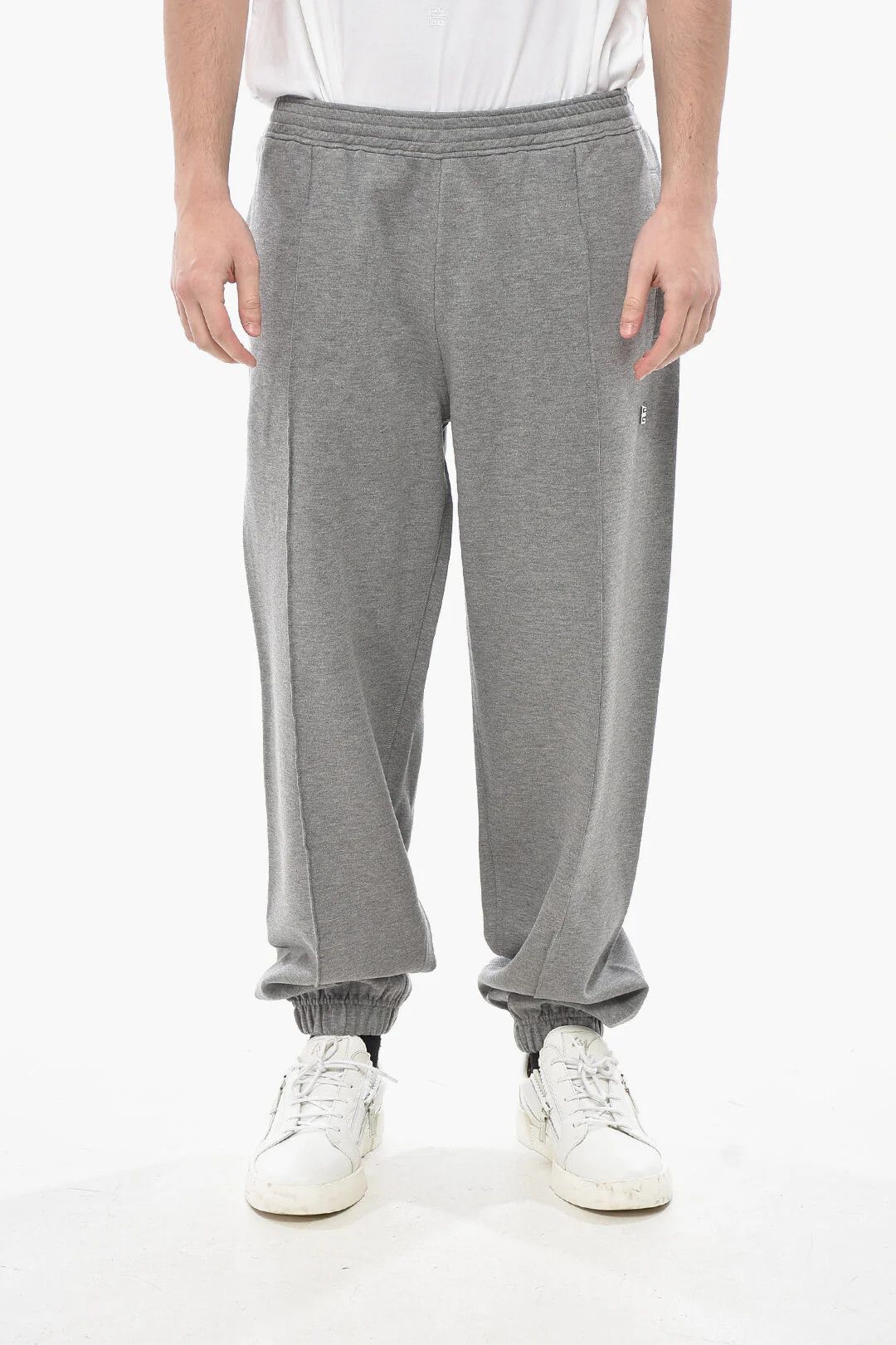 Givenchy og1mm0326 Sweatpants & Joggers in Grey Size US 34 / EU 50 - 1 Thumbnail
