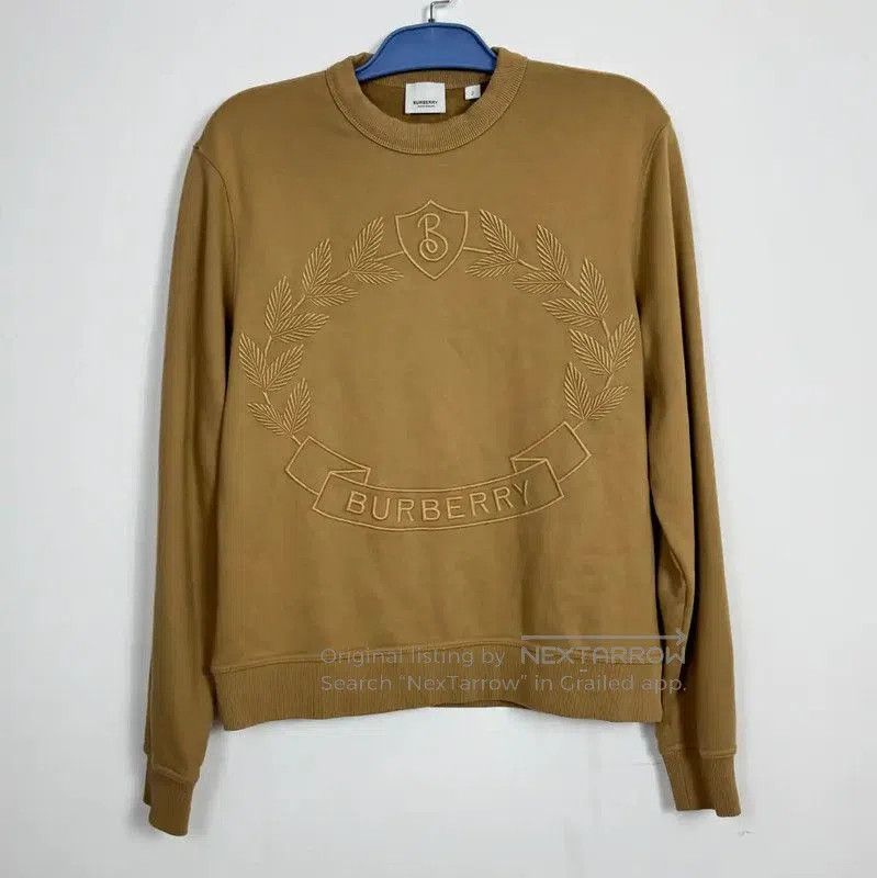 Burberry Khaki Winter Sweatshirt for Men.