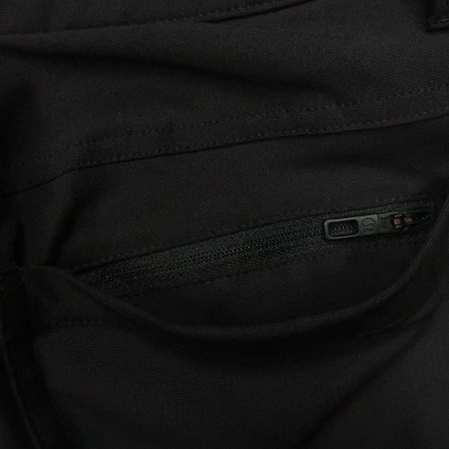 Lululemon Lululemon Pants Mens Black 36x32 ABC Classic Fit 5 Pocket Trouser Chino Slim Straight 36 Black Mens Pants Regular 5-Pocket Chino Classic Fit Size US 36 / EU 52 - 6 Thumbnail