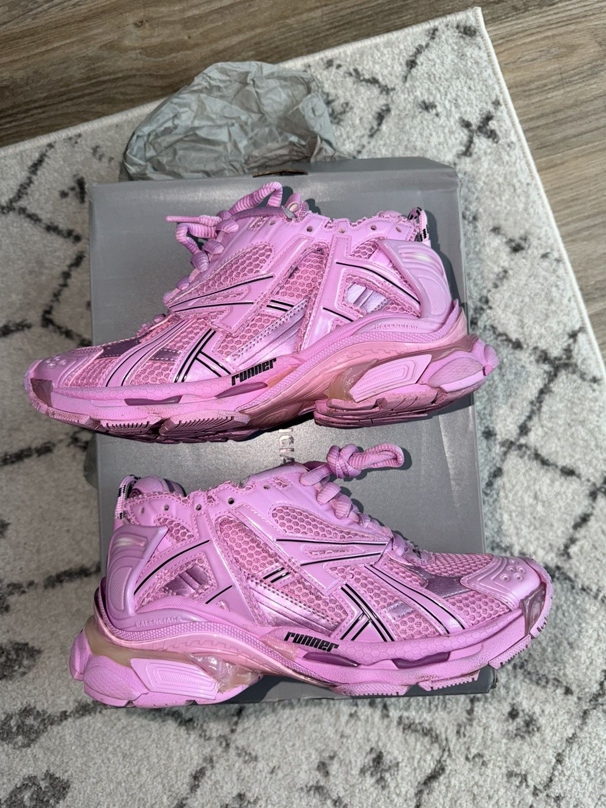 Balenciaga Balenciaga women’s runner Size US 8 / IT 38 - 5 Thumbnail