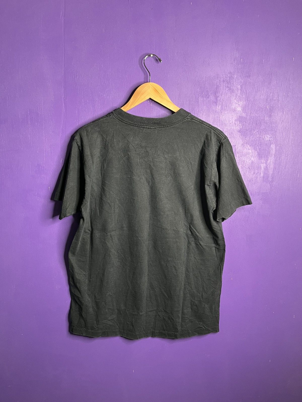 Vintage Vintage 90s John Wayne airport faded t-shirt Size US L / EU 52-54 / 3 - 2 Thumbnail